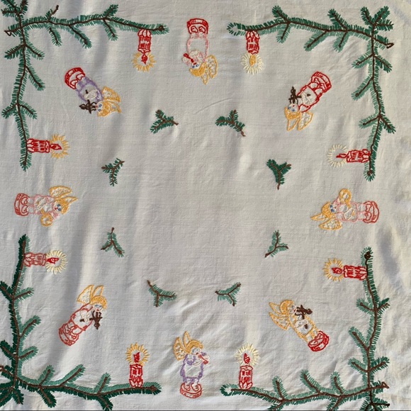 Dining Vintage European Hand Embroidered Holiday Tablecloth Musical